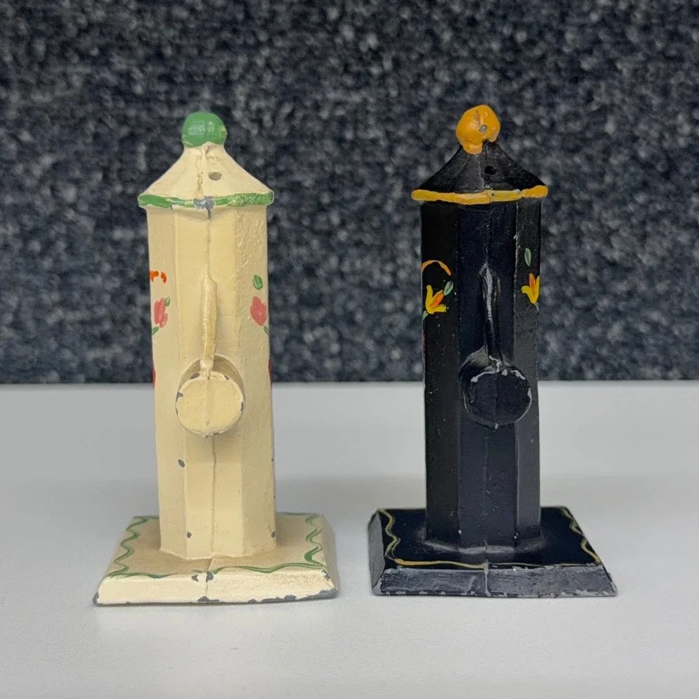 Vintage Cast Iron Water Pump‎ Salt and Pepper Shakers Hand Painted Floral Set
